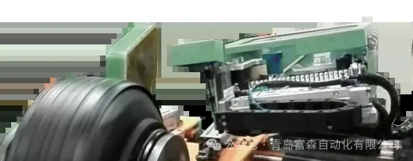 輪胎硫化標簽自動貼標機 輪胎硫化標簽自動貼標機